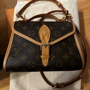 Louis Vuitton Ivy Bag
